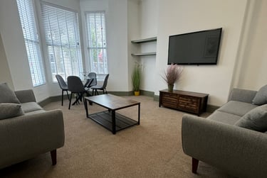 5 bed house, Belgrave Road, Mutley, Plymouth, PL47DR - Image 1