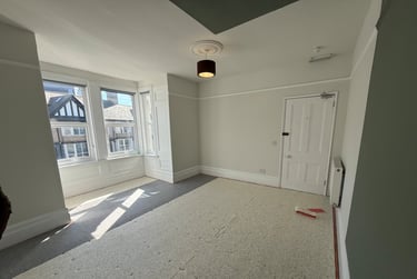 7 bed house, North Road East, North Hill, Plymouth, PL46AN - Image 1