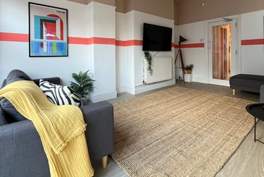8 bed house, North Road East, North Hill, Plymouth, PL46AW - Image 2