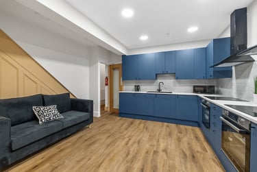 6 bed house, Lisson Grove, Mutley, Plymouth, PL47DN - Image 3