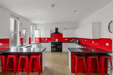 7 bed house, Ford Park Road, Peverell, Plymouth, PL46RD - Image 1