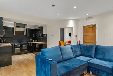 6 bed house, Hyde Park Road, Peverell, Plymouth, PL34RJ - Image 3