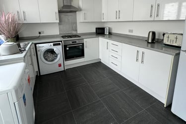 5 bed house, Chaddlewood Avenue, Lipson, Plymouth, PL48RF - Image 4