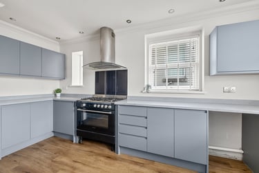 7 bed house, Hamilton Gardens, North Hill, Plymouth, PL46PQ - Image 5