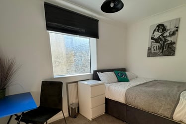 3 bed flat, Clifton Place, North Hill, Plymouth, PL48HU - Image 6