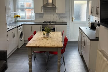 5 bed house, Grafton Road, Mutley, Plymouth, PL46QR - Image 1