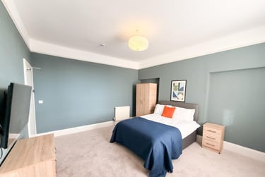 6 bed house, Hillside Avenue, Mutley, Plymouth, PL46PR - Image 3