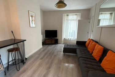 4 bed house, Chedworth Street, Greenbank, Plymouth, PL48NT - Image 3