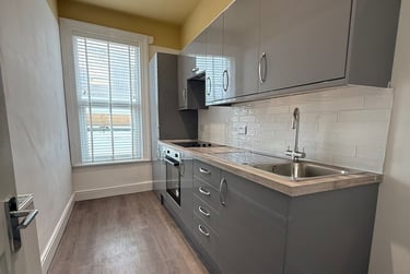 5 bed house, Chaddlewood Avenue, Lipson, Plymouth, PL48RE - Image 4