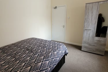 5 bed house, Semilong Road, Semilong, Northampton, NN26BT - Image 6