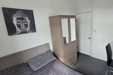 5 bed house, Ashford Street, Shelton, Stoke, ST42EN - Image 9