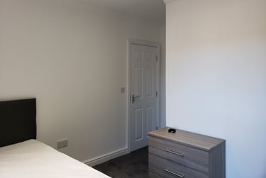 4 bed house, Seaford Street, Shelton, Stoke, ST42EU - Image 13