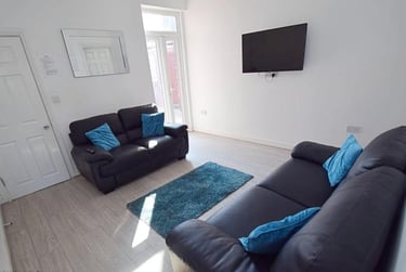 5 bed house, Ashford Street, Shelton, Stoke, ST42EN - Image 1