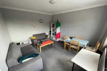 4 bed flat, Gunnersbury Avenue, Acton, London, W39BD - Image 5