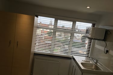 1 bed studio, Aintree Crescent, Barkingside, London, IG62HD - Image 2