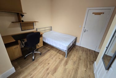 6 bed house, Kensington Road, Linthorpe Village, Middlesbrough, TS56AN - Image 11