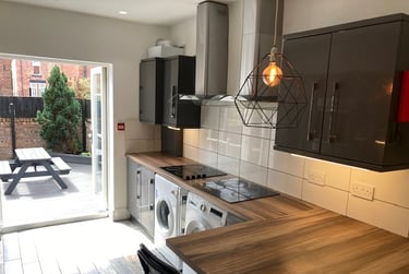 1 bed house, Lausanne Road, Withington, Manchester, M203EU - Image 3