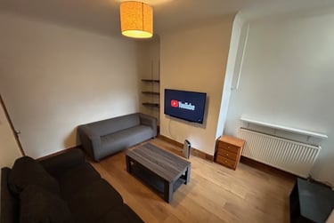 4 bed house, Monica Grove, Burnage, Manchester, M192BN - Image 2