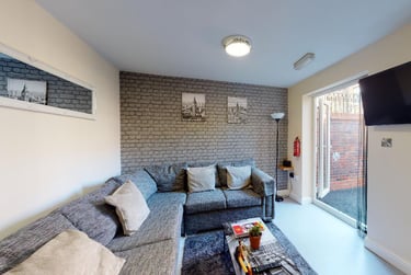 5 bed house, Evelyn Street, Fallowfield, Manchester, M146WF - Image 2