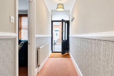 6 bed house, Dunalley Parade, Francis Close Hall, Cheltenham, GL504LU - Image 4