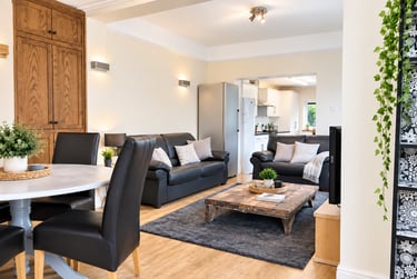 5 bed house, Larput Place, Near francis close campus, Cheltenham, GL504HP - Image 2