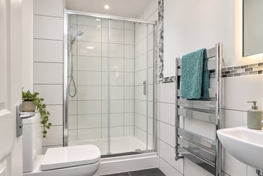 5 bed house, Larput Place, Near francis close campus, Cheltenham, GL504HP - Image 13