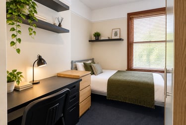 6 bed house, Dunalley Parade, Francis Close Hall, Cheltenham, GL504LU - Image 14