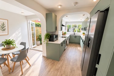 5 bed house, Cleeveland street, St Pauls, Cheltenham, GL519HU - Image 2