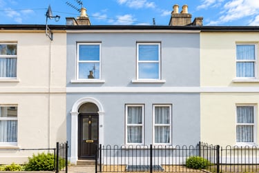 6 bed house, Dunalley Parade, Francis Close Hall, Cheltenham, GL504LU - Image 2