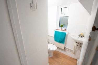 6 bed house, Whitstable Road, St Stephens, Canterbury, CT28EG - Image 12