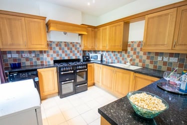 5 bed house, Hackington Road, Hales Place, Canterbury, CT29NQ - Image 4