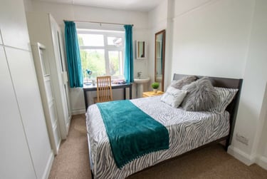 6 bed house, Whitstable Road, St Stephens, Canterbury, CT28EG - Image 2