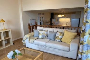 2 bed flat, Bonnethill Place, Hilltown, Dundee, DD12AD - Image 2
