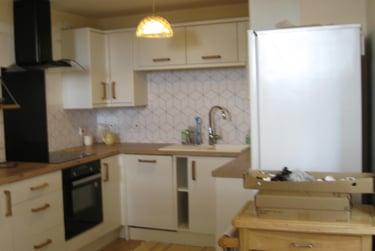 2 bed flat, Bonnethill Place, Hilltown, Dundee, DD12AD - Image 4