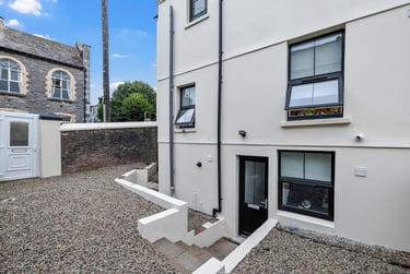 1 bed flat, Houndiscombe Road, Mutley, Plymouth, PL46HB - Image 4