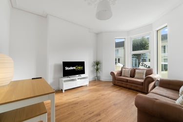 5 bed house, Belgrave Road, Mutley, Plymouth, PL47DR - Image 1
