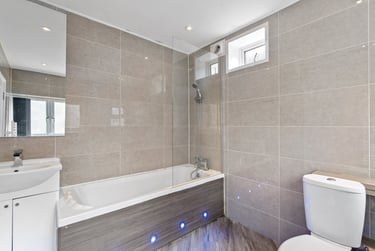 5 bed house, Furzehill Road, Mutley plain, Plymouth, PL47LB - Image 2