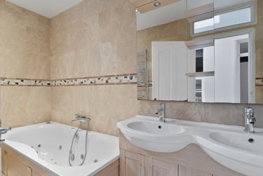 9 bed house, Citadel Road, The Hoe, Plymouth, PL13AU - Image 7