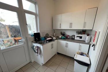 6 bed house, Hamilton Gardens, North Hill, Plymouth, PL46PQ - Image 3