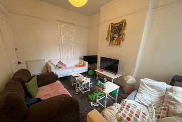 6 bed house, Hamilton Gardens, North Hill, Plymouth, PL46PQ - Image 7