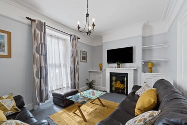 5 bed house, Clifton Place, Near university, Plymouth, PL48HX - Image 1