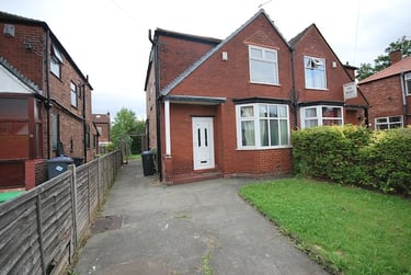 4 bed house, Lees Hall Crescent, Fallowfield, Manchester, M146YA - Image 1