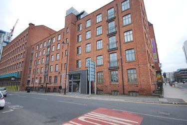 2 bed flat, Cambridge Street, Chorlton on Medlock, Manchester, M15GF - Image 8