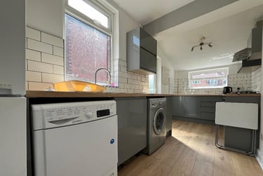4 bed house, Arnfield Road, Withington, Manchester, M204AR - Image 1