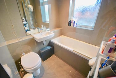 6 bed house, Barnsfold Avenue, Fallowfield, Manchester, M146FJ - Image 4