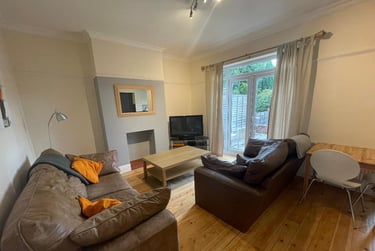 4 bed house, Barnsfold Avenue, Fallowfield, Manchester, M146FJ - Image 2