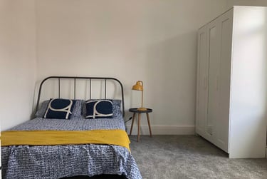 3 bed house, Peacock Avenue, Irlams O' Th' Height, Salford, M67FP - Image 2