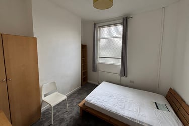 4 bed house, Strawberry Hill, Pendleton, Salford, M66AH - Image 2
