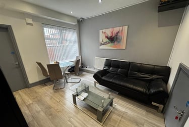 5 bed house, Highfield Road, City Centre, Salford, M65JZ - Image 2