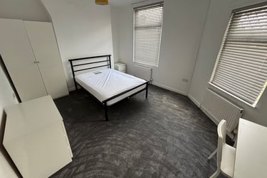 4 bed house, Strawberry Hill, Pendleton, Salford, M66AH - Image 11